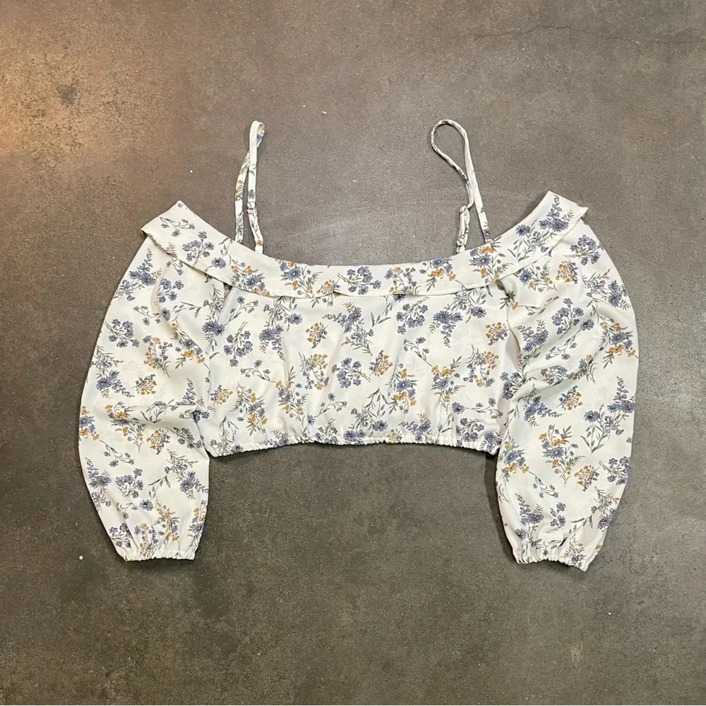 Forever 21 Floral Off The Shoulder Crop Bell Sleeve Cottage Core Top - Picture 4 of 8